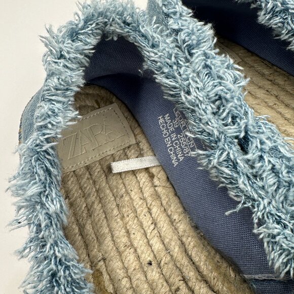 ZARA SIZE 29 DENIM JEAN ESPADRILLES RAW EDGE FLAT SLIP-ON SHOES WOMEN SANDALS - Picture 4 of 8